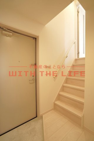 CB西久留米ラヴィドゥース【キャッシュバック対象物件】の玄関|落ち着いた玄関です