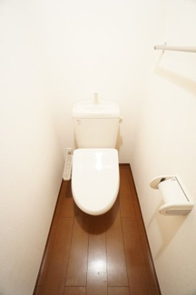 【トイレ】 | メルヴェイユＣ | ※同物件、同タイプの写真になります。
