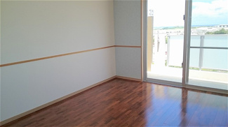 【洋室】 | ＳｕｎｎｙＳｉｄｅ | ※退去前の為、写真と現状が異なる場合がございます