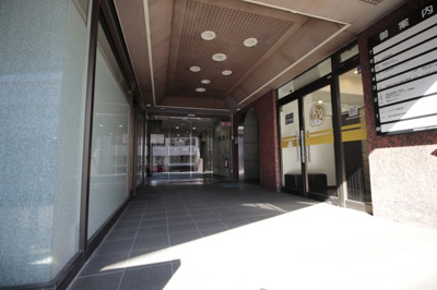 【エントランス】 | 新千葉プラザ