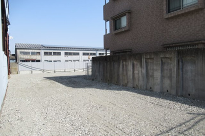 【外観】 | 津市高茶屋７丁目　作業所・倉庫付事業用地