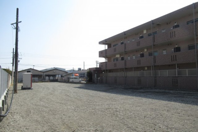 【外観】 | 津市高茶屋７丁目　作業所・倉庫付事業用地