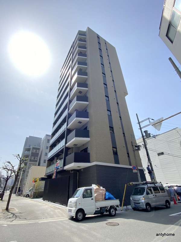 シーズンフラッツ阿波座　仲介手数料無料の外観