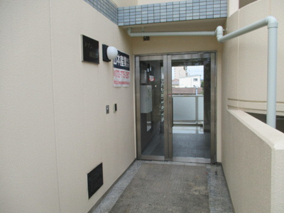 【エントランス】 | メゾン南江口 | キレイなエントランスです