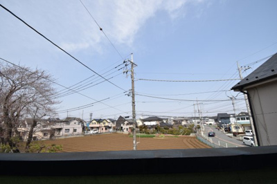 【展望】 | 武蔵村山市三ツ藤　中古戸建 | 武蔵野の緑を存分に楽しめるのは、低層住宅地域ならではの眺望。夜は星空を見ながらご家族で語り合いを…