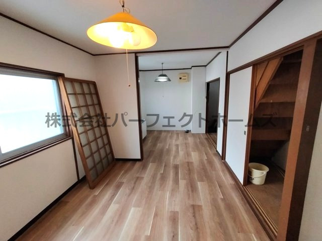 倉治2丁目テラスハウス　賃貸の居間・リビング|居間です