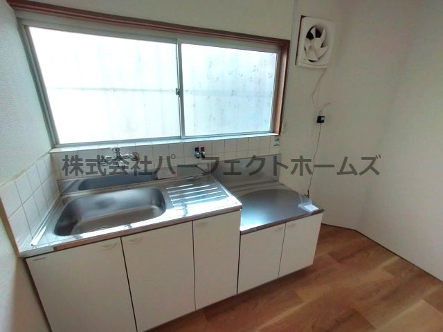 倉治2丁目テラスハウス　賃貸のキッチン|キッチンでお料理をお楽しみください