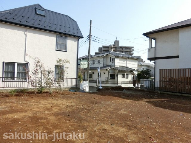 本大久保１丁目　売地の外観|本大久保１丁目　売地　建築条件なし　地積約６１坪　南道路面