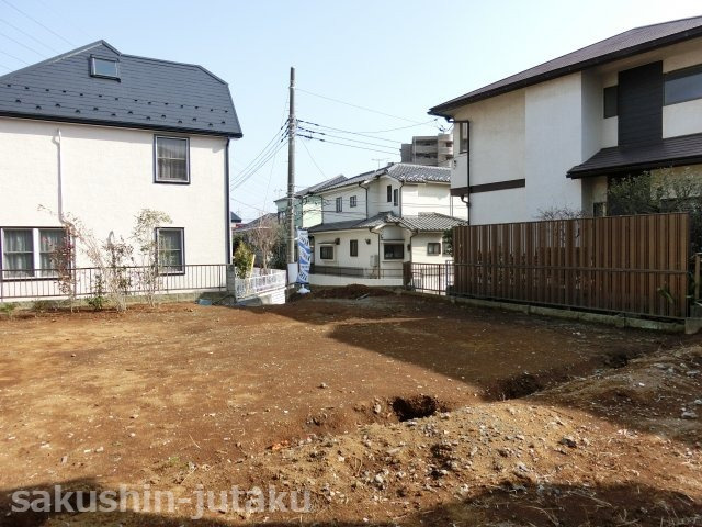 本大久保１丁目　売地の外観|本大久保１丁目　売地　建築条件なし　地積約６１坪　南道路面