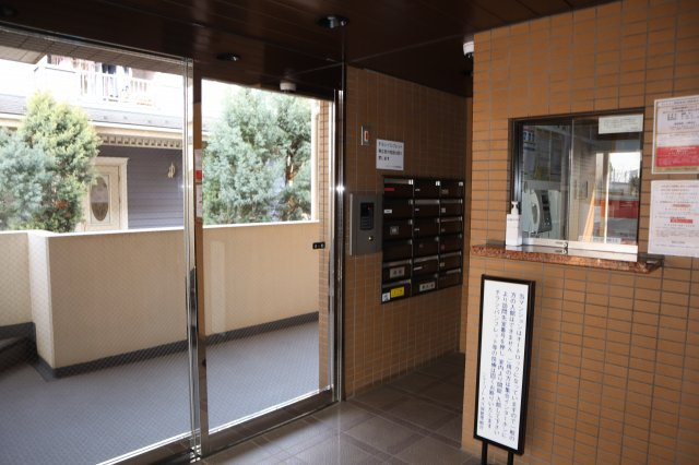 シティ―コート大久保のエントランス|オートロック
