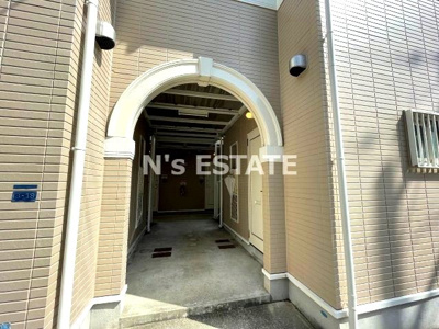 【エントランス】 | シャルマン前原