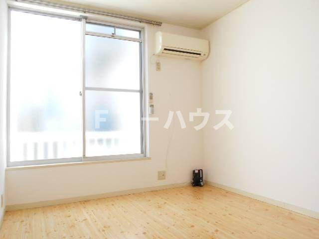 エステートならしのの居間・リビング