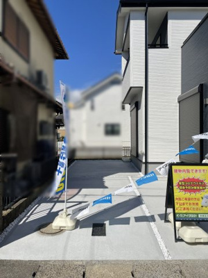 【前面道路含む現地写真】 | 大津市本堅田4丁目11-5　新築戸建