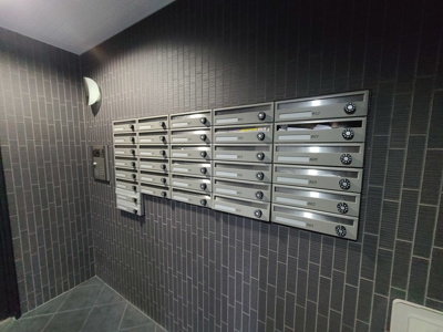 【その他共用部分】 | U-ro新大阪 | 集合郵便受けです