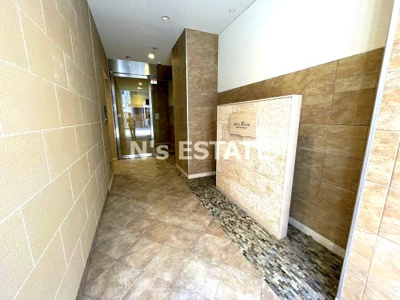 【エントランス】 | パラッツォロッサ