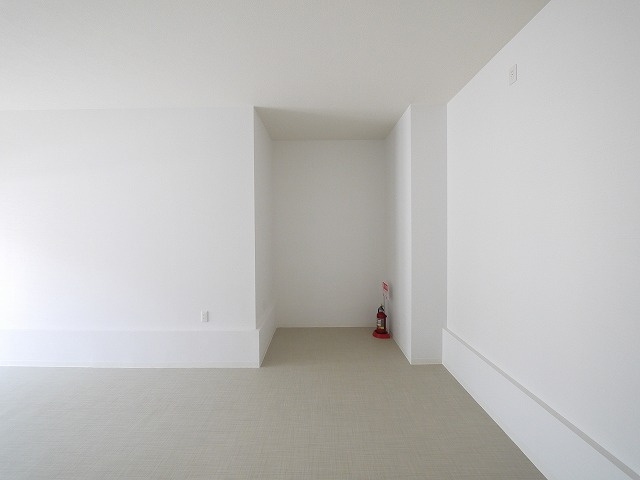 ディアコートイコマの内装|明るい色調の室内です