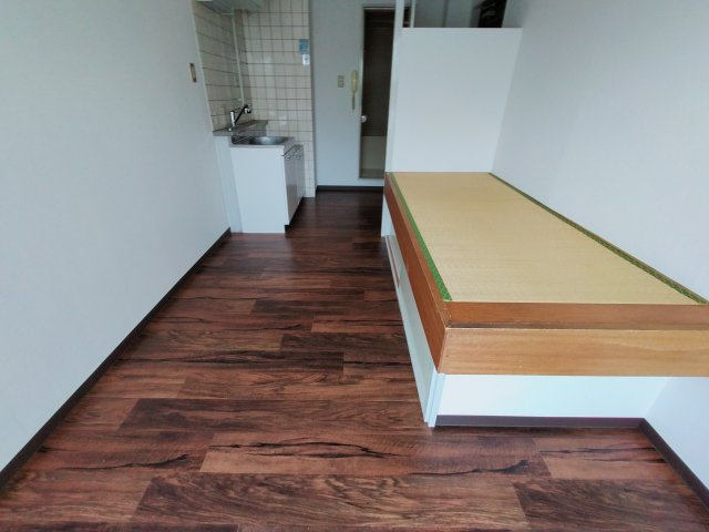 【寝室】 | パーソナル13番館