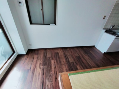 【洋室】 | パーソナル13番館