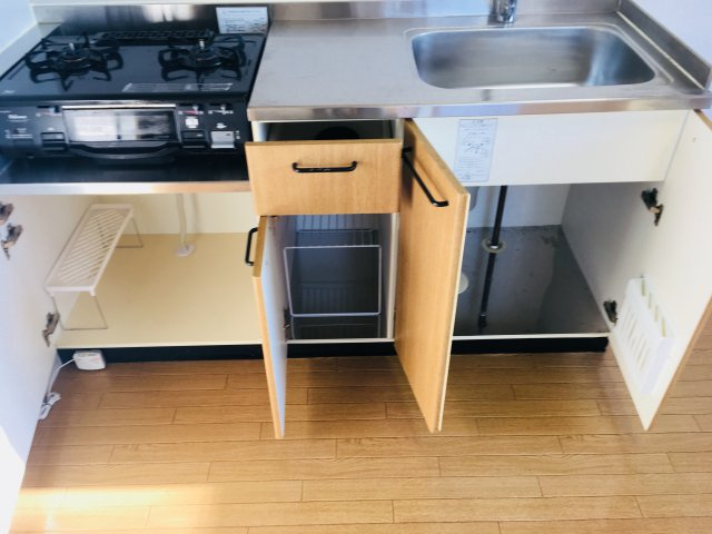 プルミエのキッチン|収納