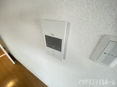 【セキュリティ】 | ロイヤルクレスト