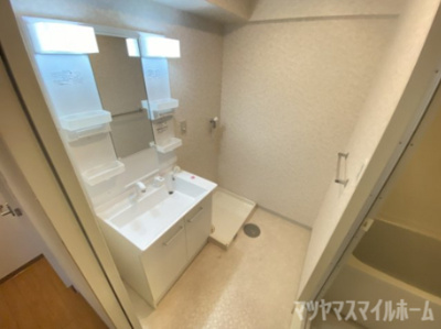 【洗面所】 | ロイヤルクレスト