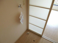 室内洗濯機置き場有ります。