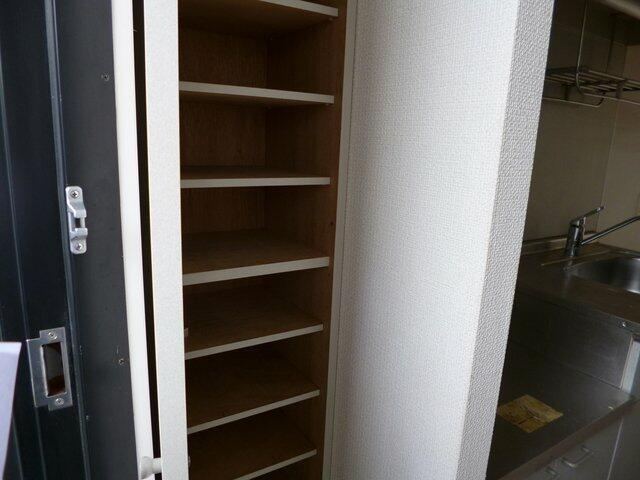 下駄箱付いてます。