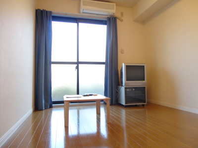 【居間・リビング】 | レオパレス教興寺