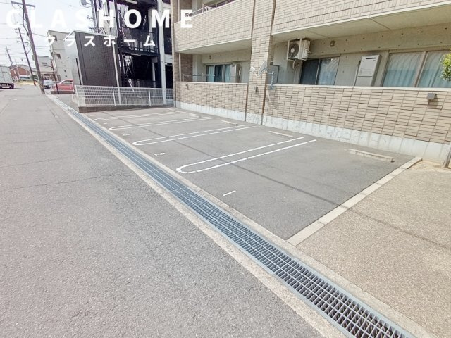 サンコートキューラ　　刈谷市近郊の賃貸ならクラスホーム刈谷の駐車場