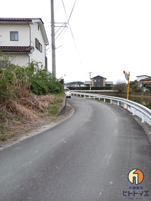 八女郡広川町大字日吉土地の前面道路含む現地写真