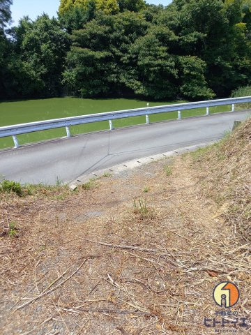 八女郡広川町大字日吉土地の前面道路含む現地写真