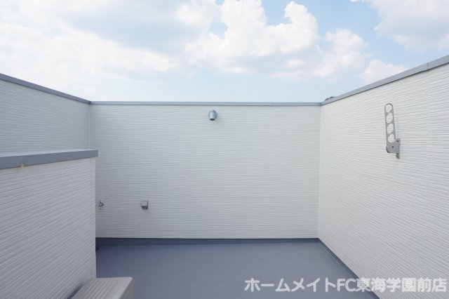 熊本市中央区九品寺３丁目のアパートのバルコニー