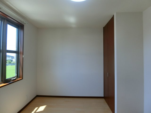 サニーハイツの洋室