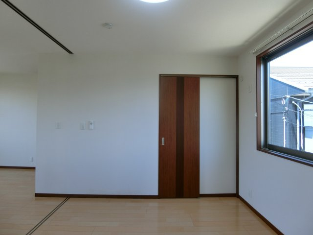 サニーハイツの洋室