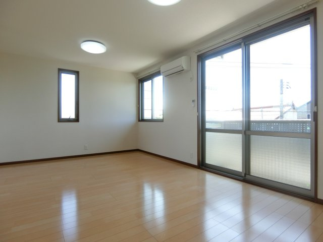 サニーハイツの居間・リビング