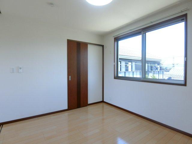 サニーハイツの洋室