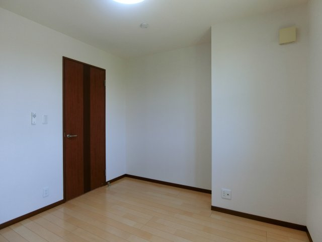 サニーハイツの洋室