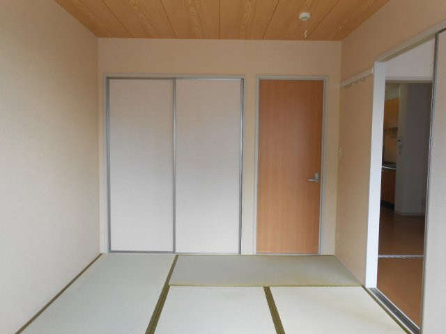 リバーパークBの和室