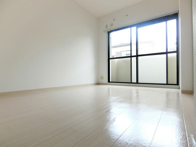 グレース狭山の寝室|同物件別部屋
