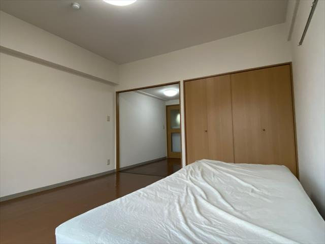 リオン高見の寝室|リオン高見