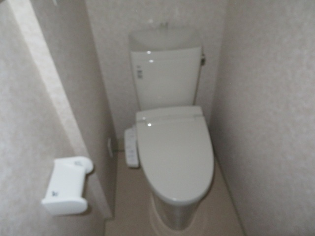 Luxe布施駅前のトイレ