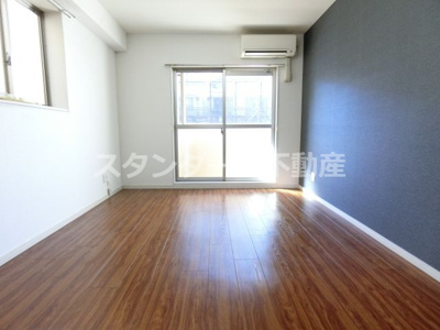 【洋室】 | ドゥエリング天満