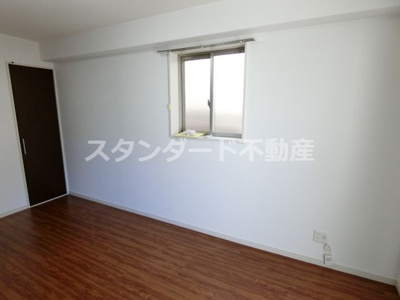 【洋室】 | ドゥエリング天満