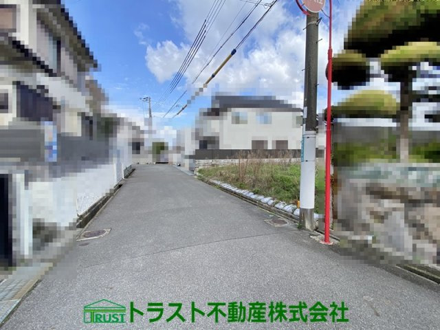松が丘５丁目　売土地の前面道路含む現地写真