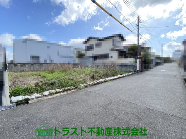松が丘５丁目　売土地の前面道路含む現地写真
