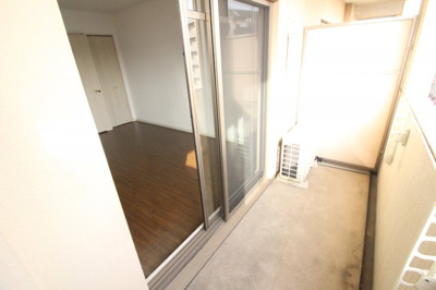 【バルコニー】 | プロスペクト美章園 | 南向きバルコニーです