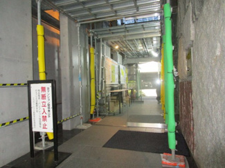 【エントランス】