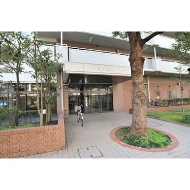 【エントランス】 | 淀川リバーサイドタウンさくら12番館