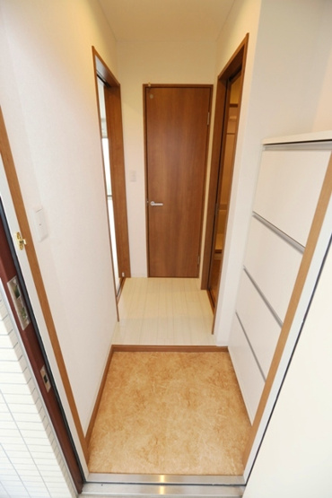 【玄関】 | エルパシオン吹田泉町