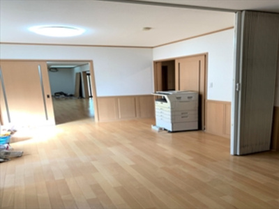 【居間・リビング】 | 東大阪市長田 | こちらの居間で趣味の時間をお楽しみください